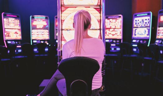 How to Play Slot Machines