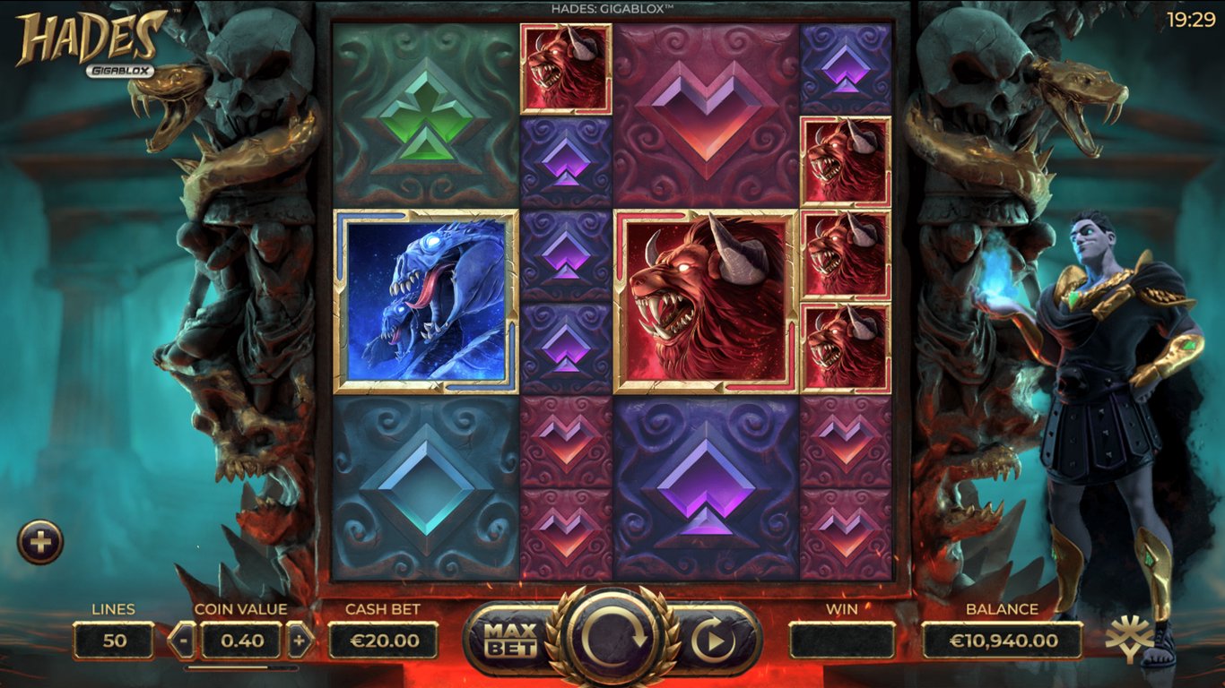 Hades Gigablox Slot Demo Image