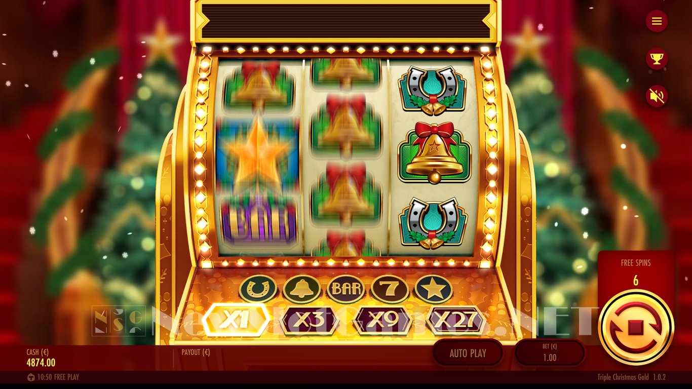 Triple Christmas Gold Slot Slot Image in Demo - pic. 15