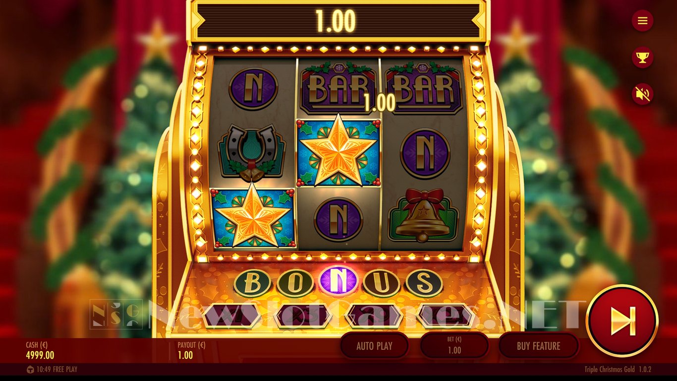 Triple Christmas Gold Slot Slot Image in Demo - pic. 2