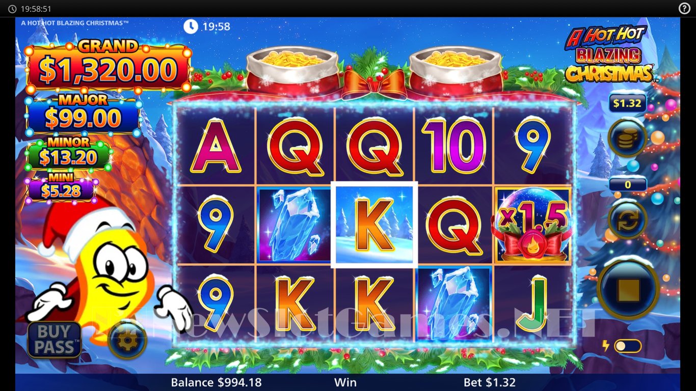 A Hot Hot Blazing Christmas Slot Slot Image in Demo - pic. 2