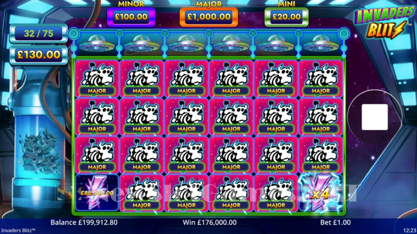 Invaders Blitz Slot Slot Image in Demo - pic. 4